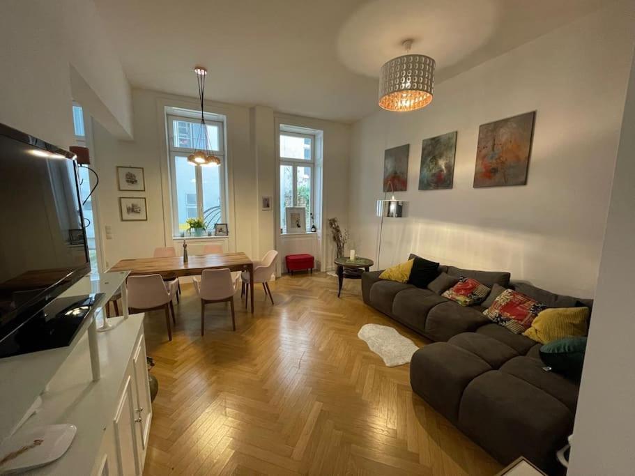 Townhouse Sternwarte Apartment Vienna Exterior photo